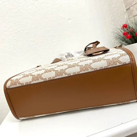 Michael Kors Mirella Small Logo Jacquard Crossbody Bag - Picture 4 of 10